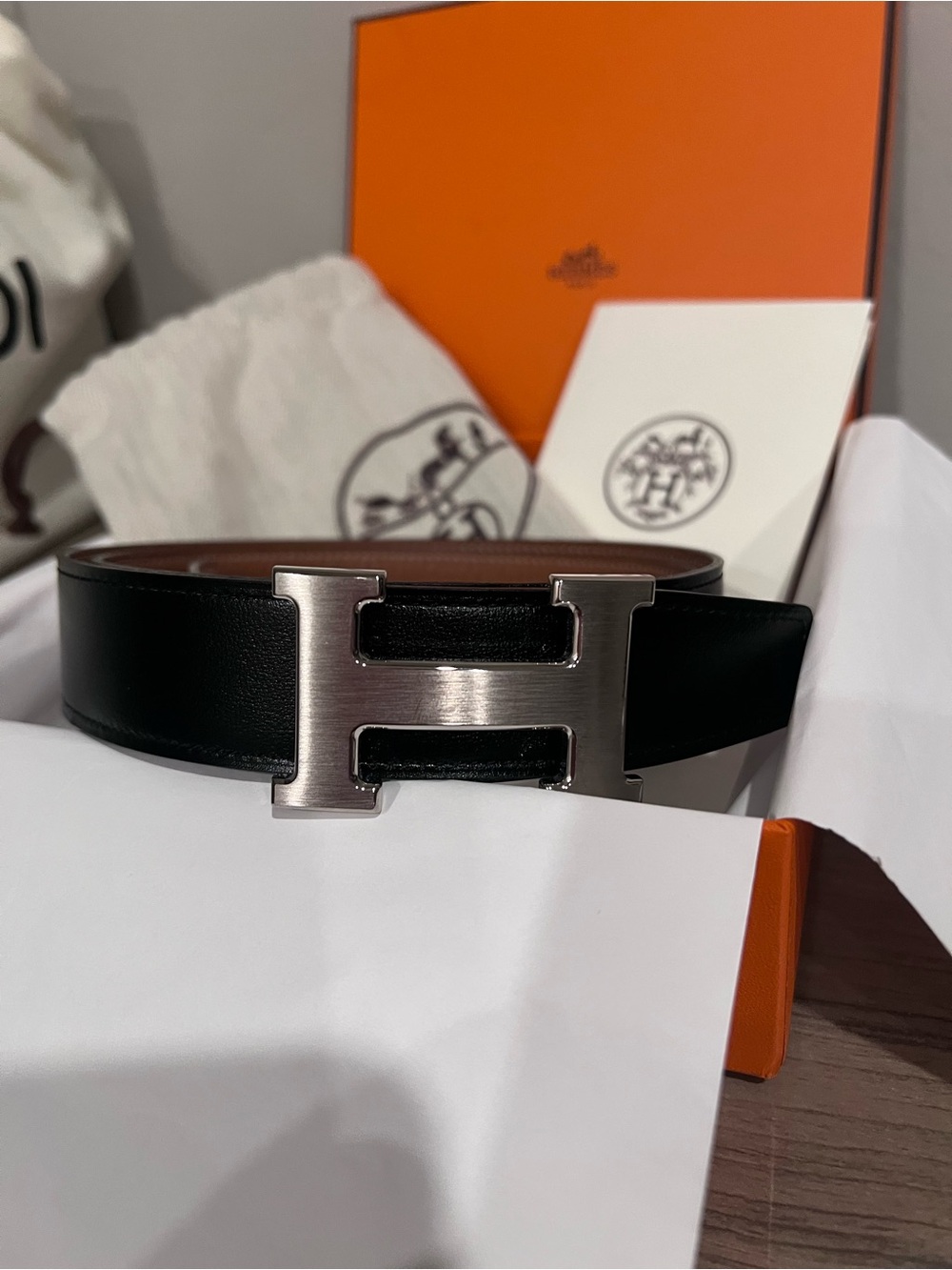 Hermes Brown/ Black Reversible Leather H-Buckle Belt size 90 - Picture 6 of 12